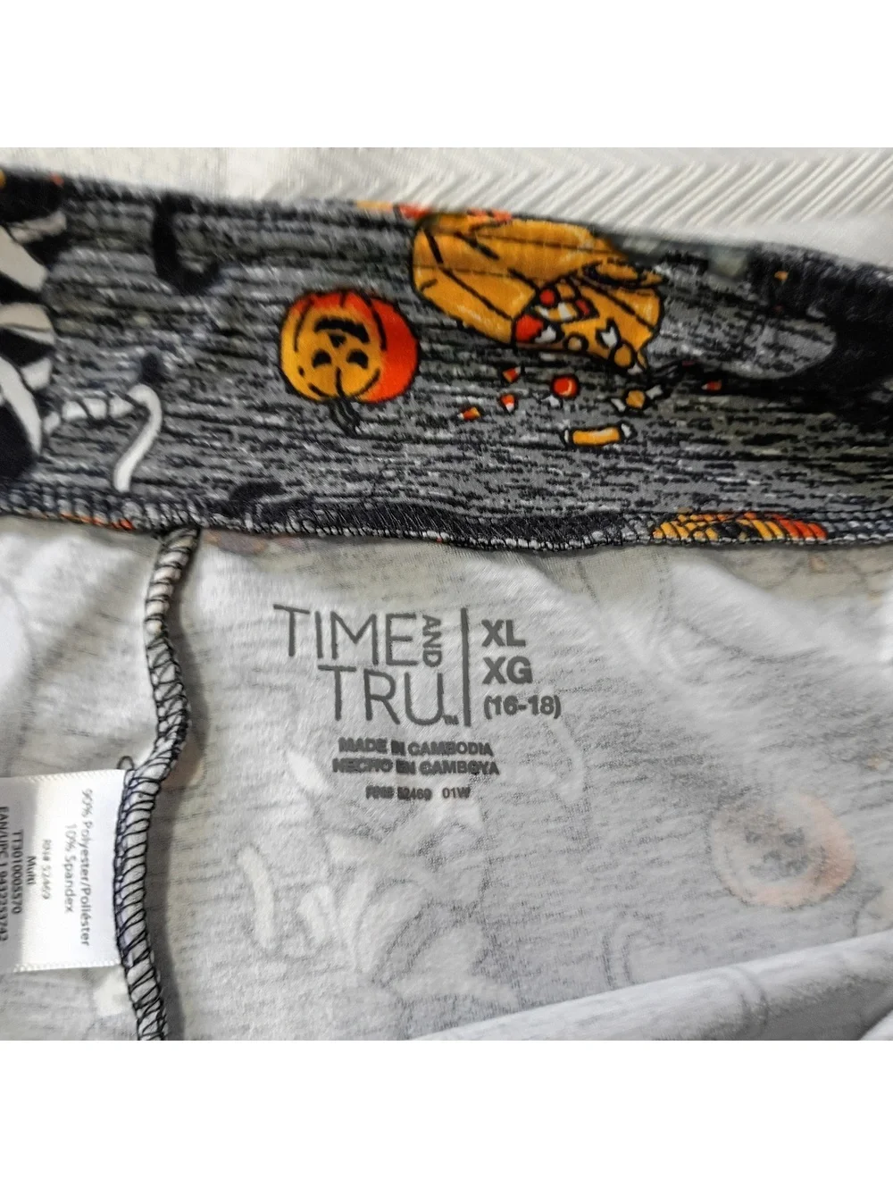 Time and Tru XL Halloween Print Leggings - Picture 3 of 3